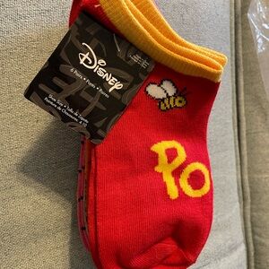 Disney pack of 6 socks - fits size 4-10 -NWT